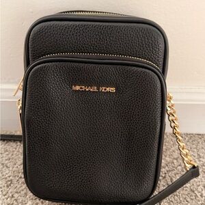 Michael Kors Jet Set
Travel Medium
Crossbody Bag Black